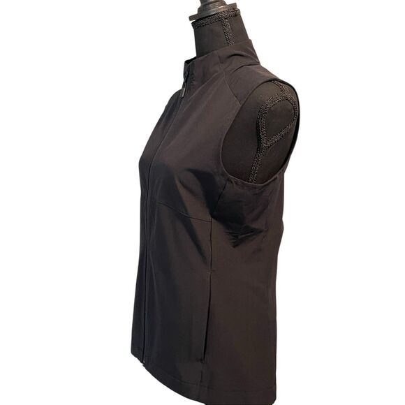 Level Wear Women’s Zip Up Golfing Vest - Picture 4 of 11